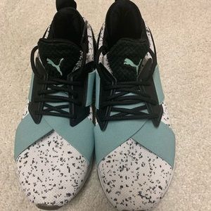 Puma Muse Solst Sneakers White- Womens- Size 8 B